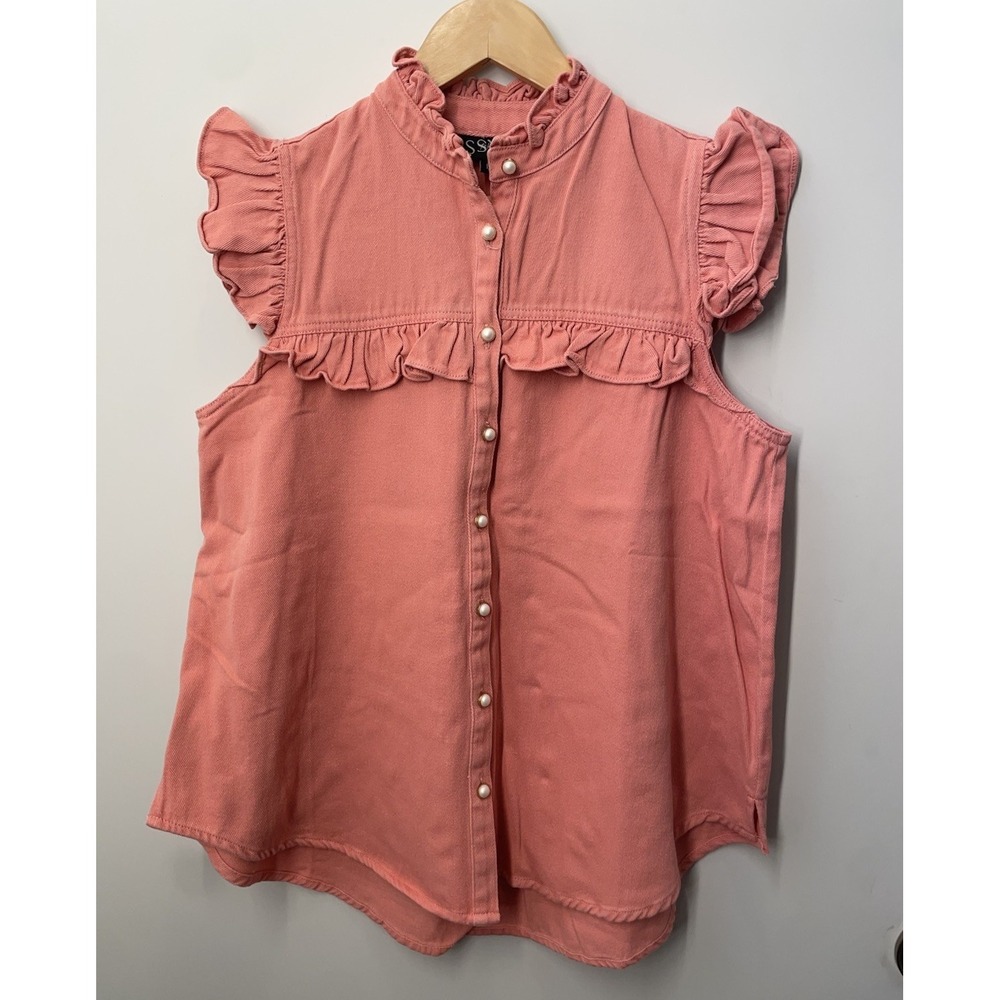 SSYS The Label Ruffle Shoulder Womens Blouse Size Large Pearl Button Up Shirt